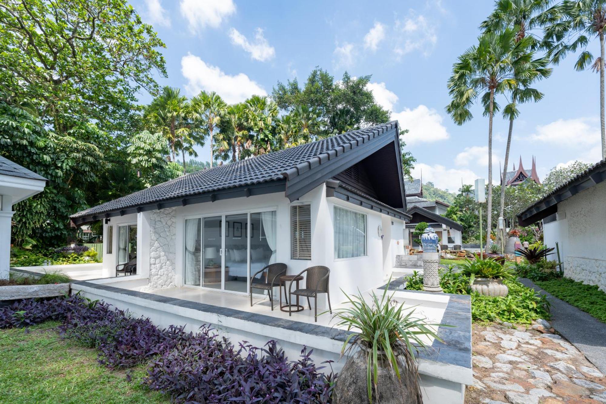 Thavorn Beach Village Resort & Spa Phuket Kamala Beach Esterno foto A typical bungalow at the resort