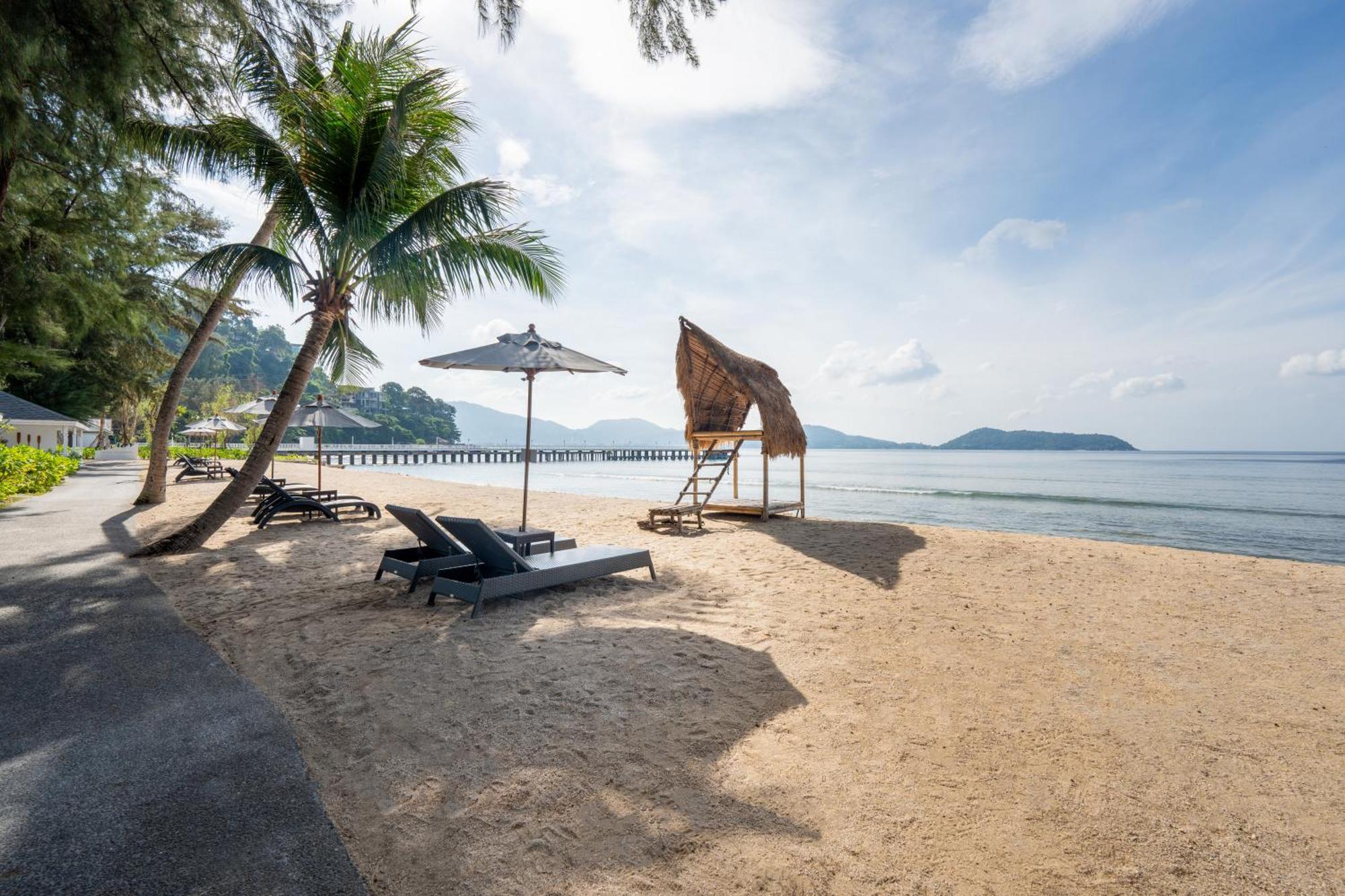 Thavorn Beach Village Resort & Spa Phuket Kamala Beach Esterno foto Beach at the resort