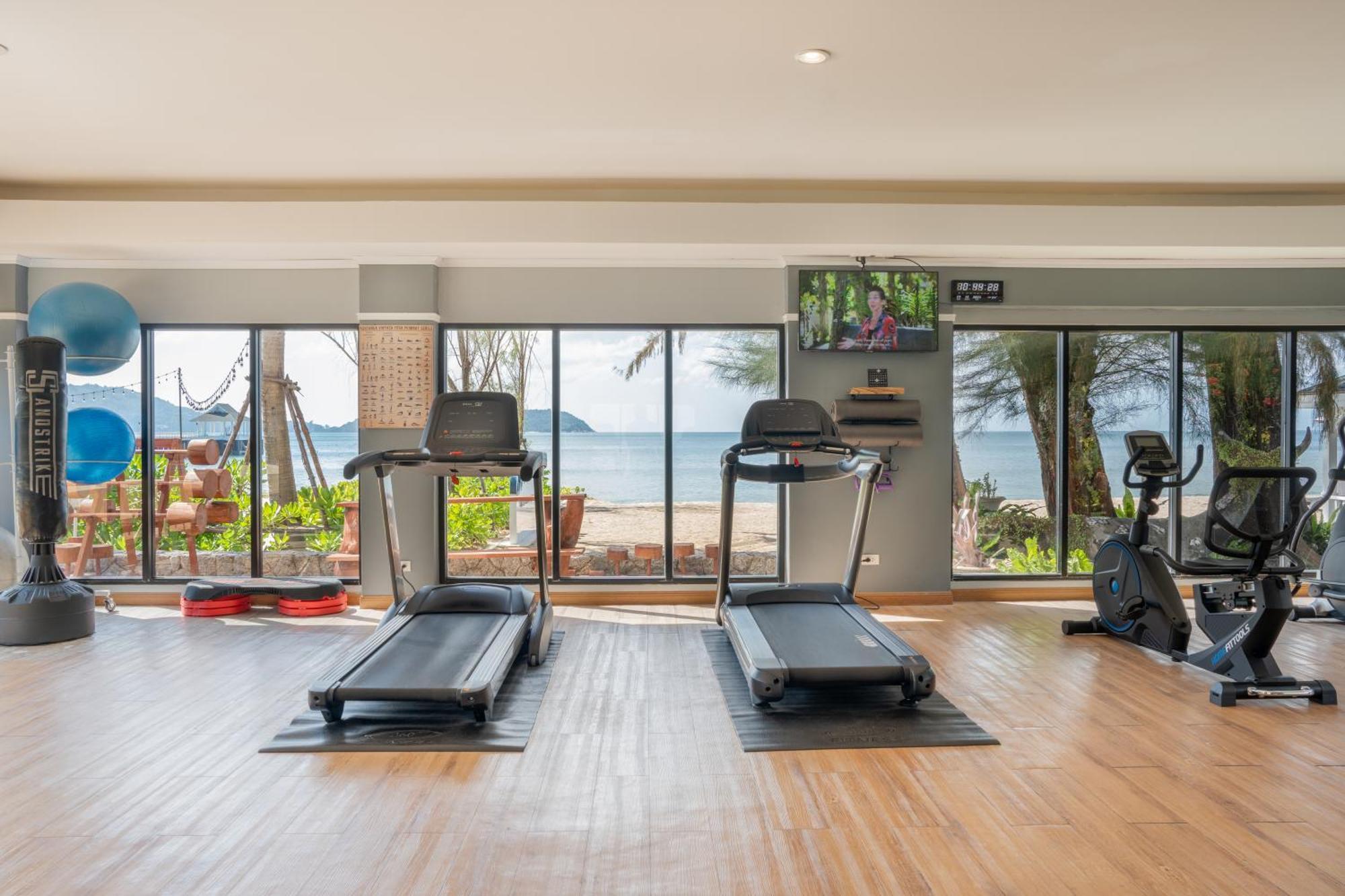 Thavorn Beach Village Resort & Spa Phuket Kamala Beach Esterno foto The gym at the resort